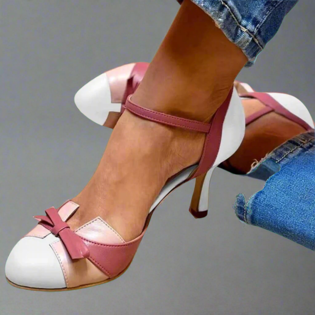 Bellarosa | Farbige Sandalen mit Schleife und Riemen, runde Zehe