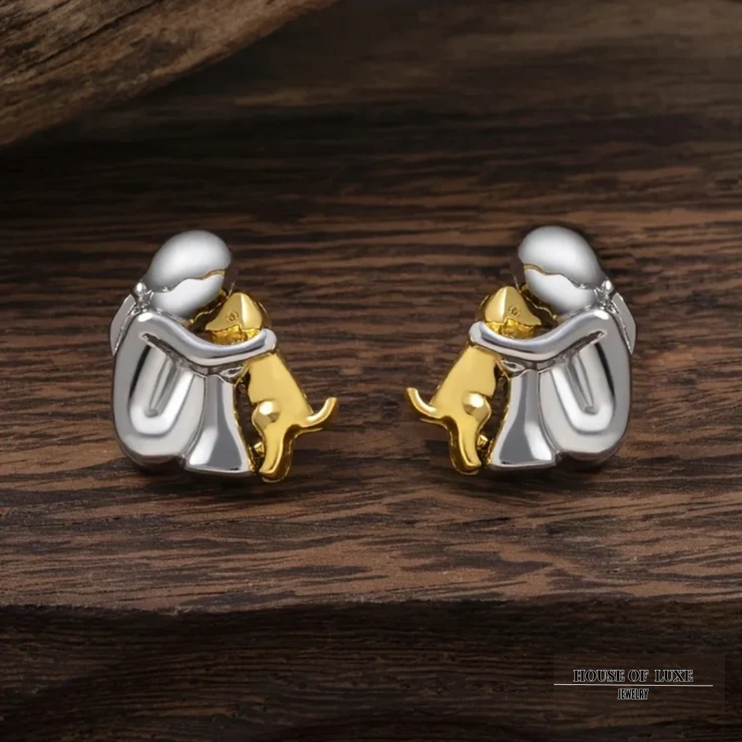 SILBERNE UND GOLDENE ZWEIFARBIGE OHRRINGE ZUM UMARMEN