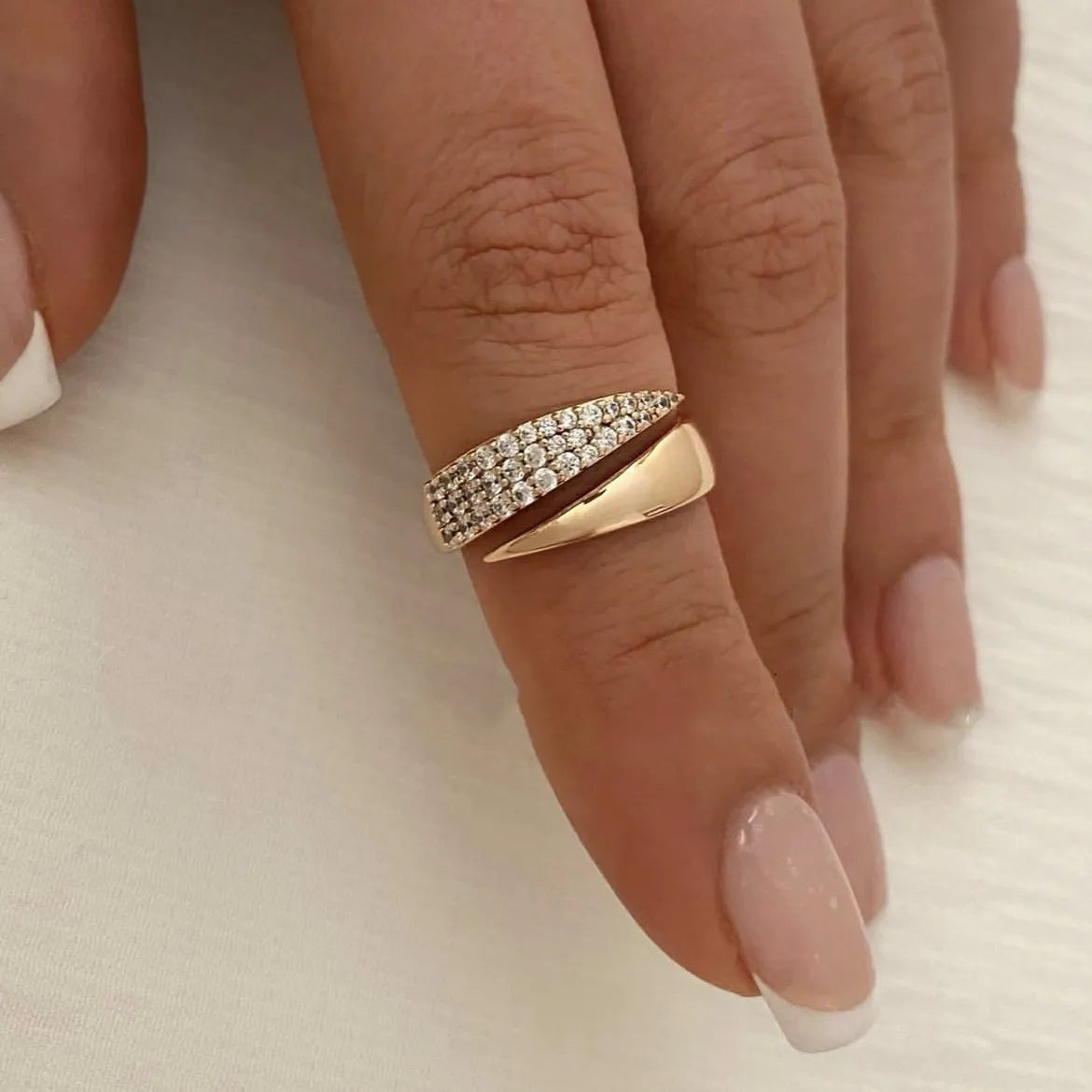Elegance Haven Ring | Gemeinsam gegen Brustkrebs [1 + 1 GRATIS]