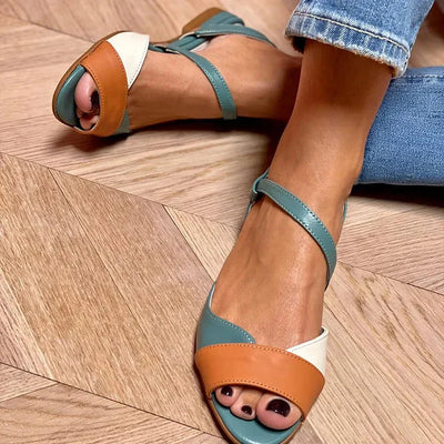 GENEVA | Dreifarbige Sandalen mit offener Spitze