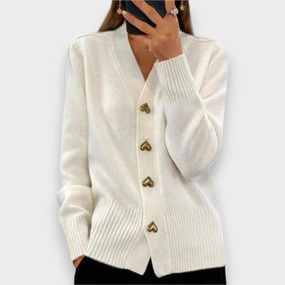 Armelle | Eleganter Cardigan mit Herzknöpfen
