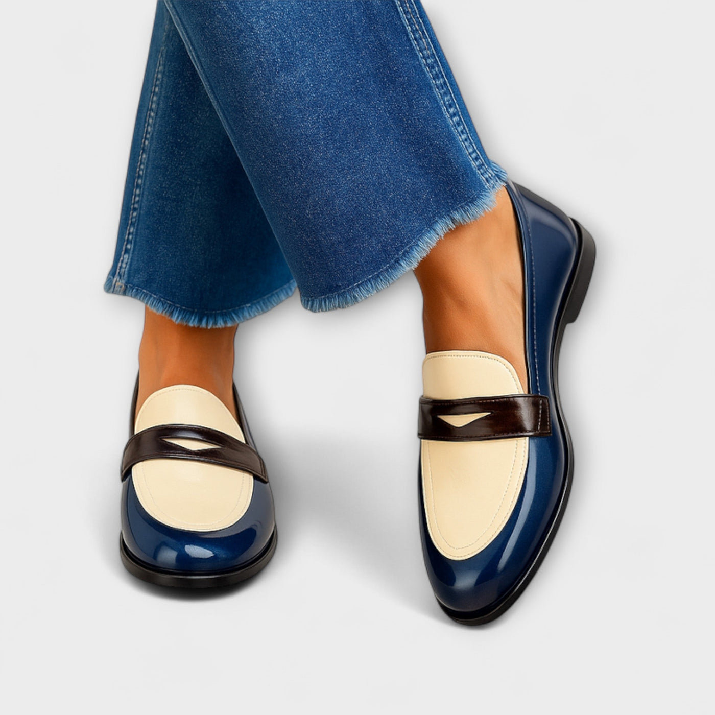 Claudia - Kontrastfarbene Halbschuhe
