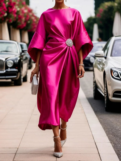 Lena - Luxuriöses langes Kleid aus schimmerndem Satin