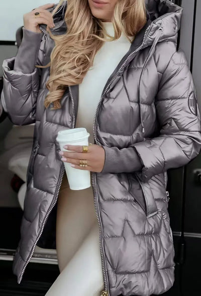 Olivia - Elegante Daunenjacke mit Kapuze
